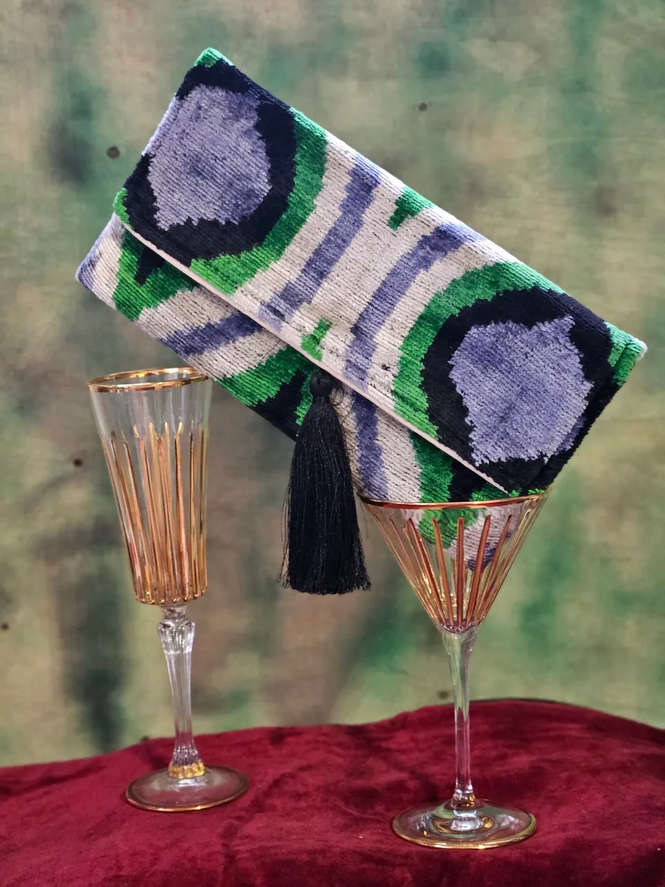 les-ottomans-pochette-in-velluto-di-seta-202-seiden-samt-clutch-mit-ikat-muster image 1