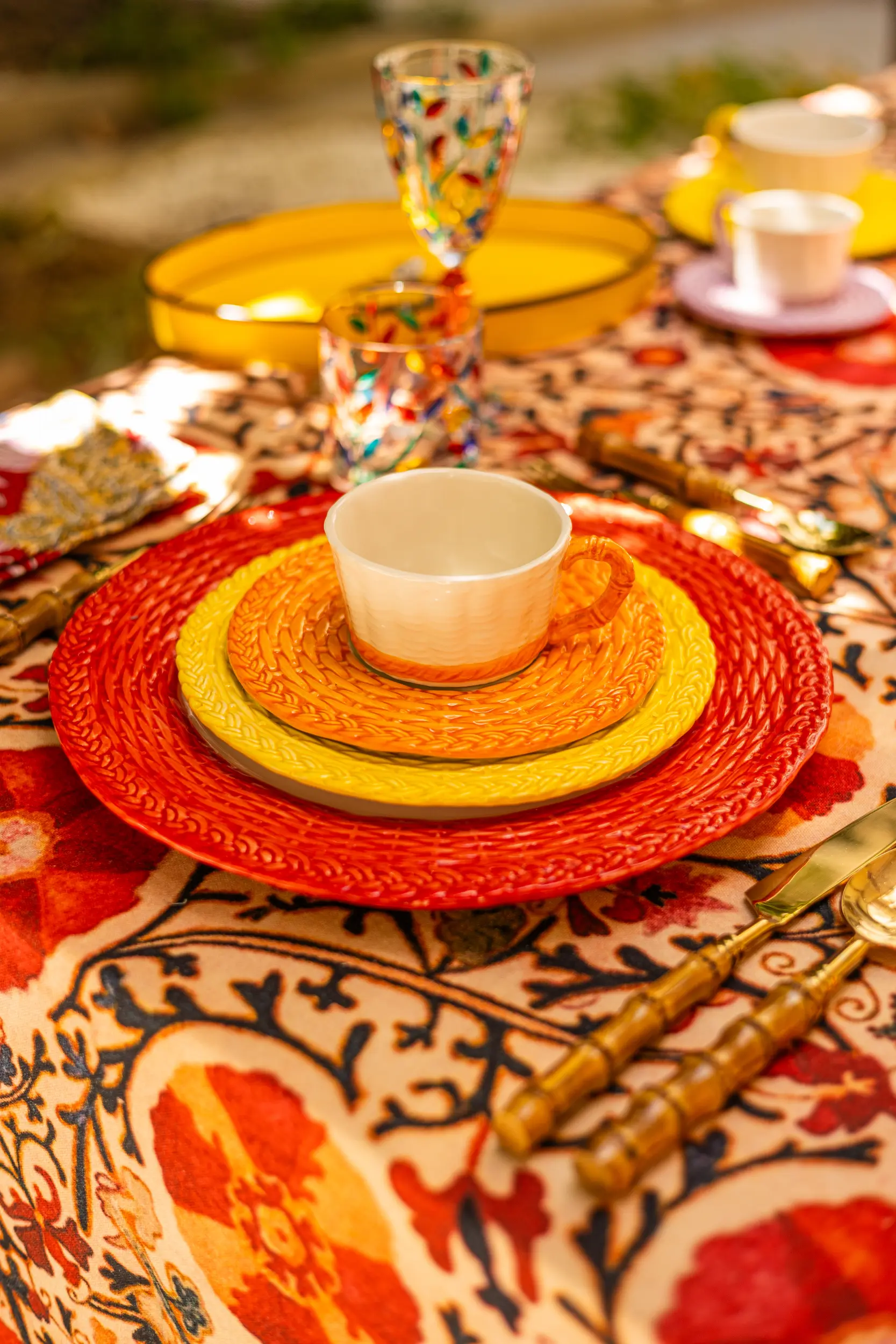 les-ottomans-wicker-platzteller-keramik-handbemalt-2 image 2