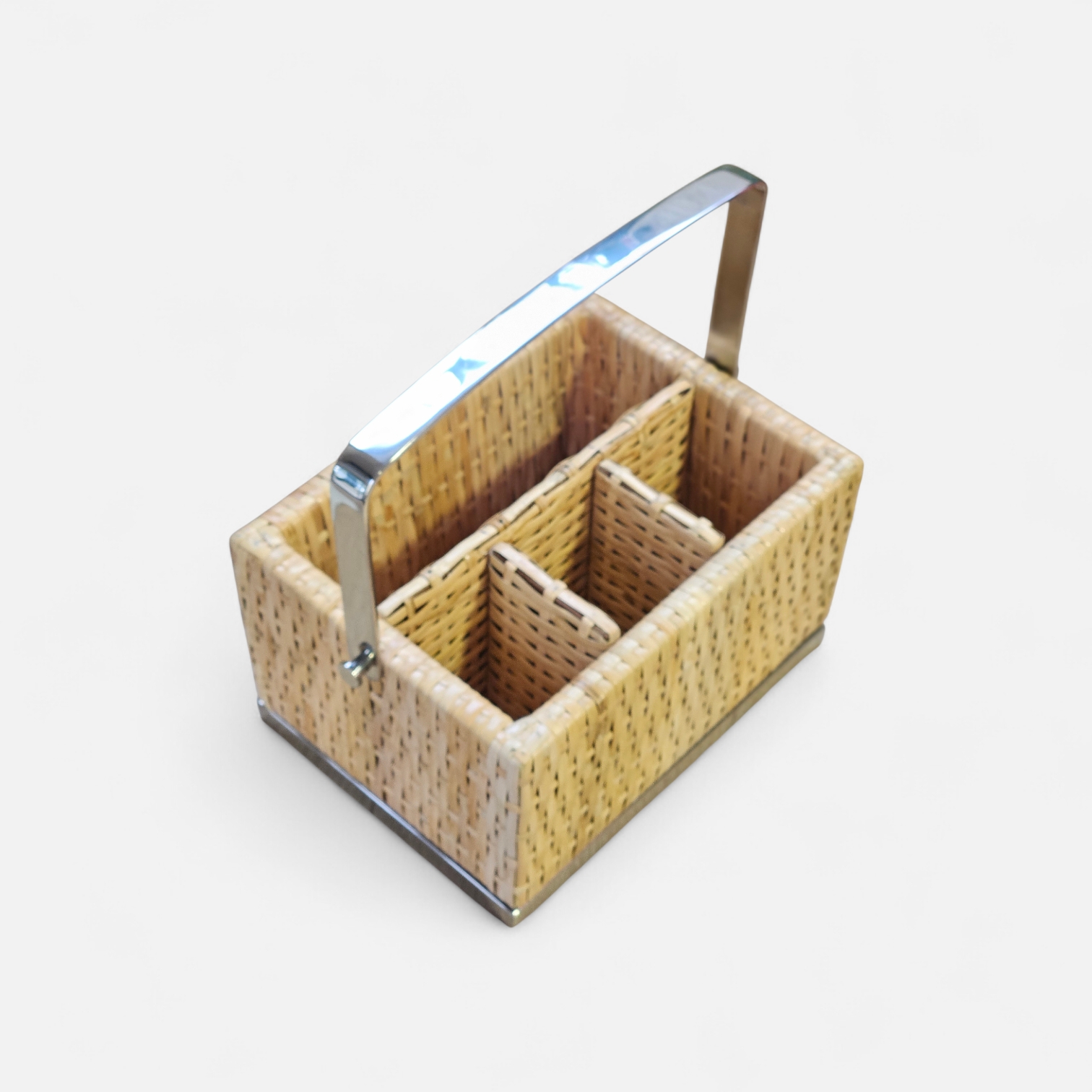 les-ottomans-portaposate-besteckhalter-aus-rattan image 1