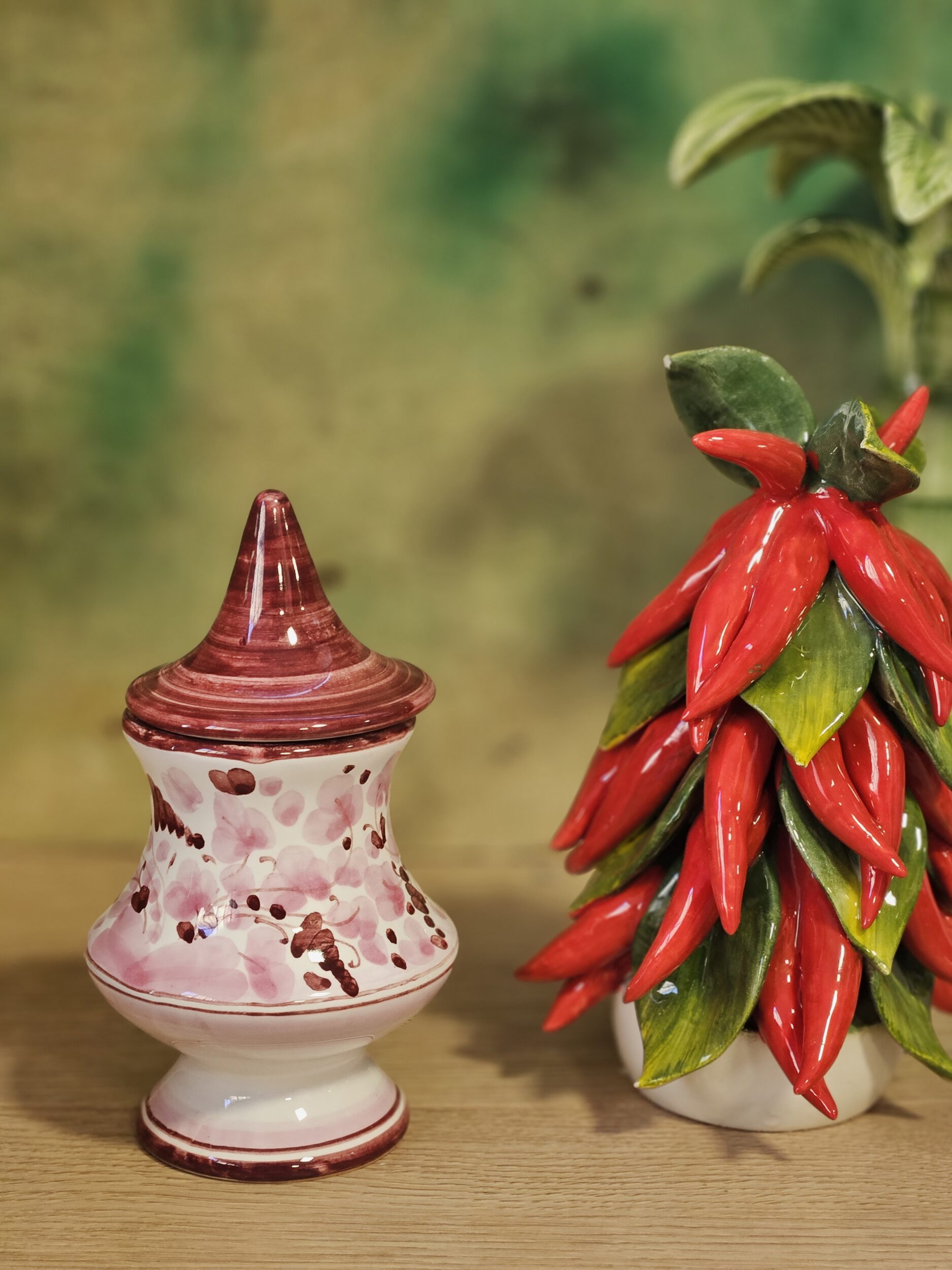 les-ottomans-weihnachtsbaum-deckeldose-keramik-handbemalt image 3