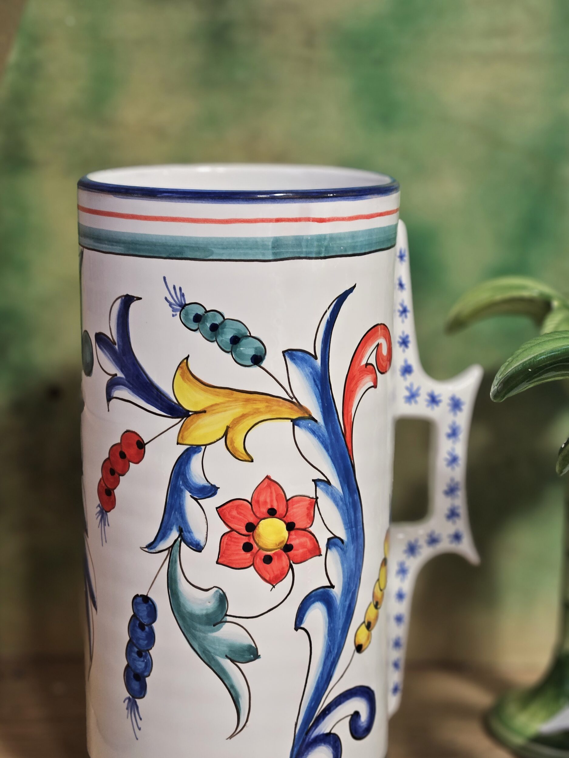 les-ottomans-iznik-kanne-vase-aus-keramik-handbemalt image 2