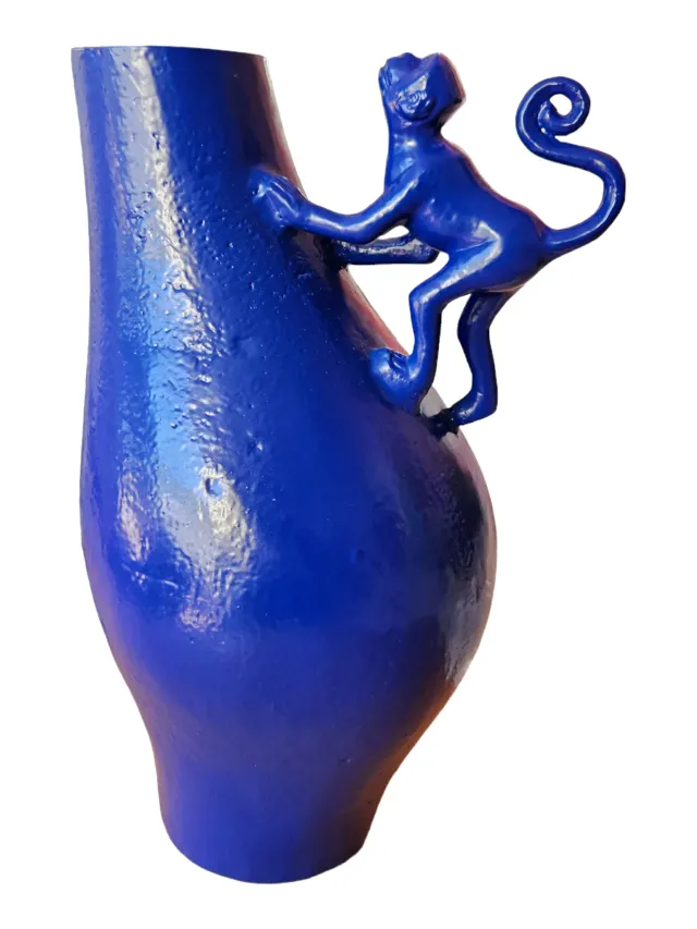les-ottomans-menagerie-mena02-vase-aus-aluminium image 1