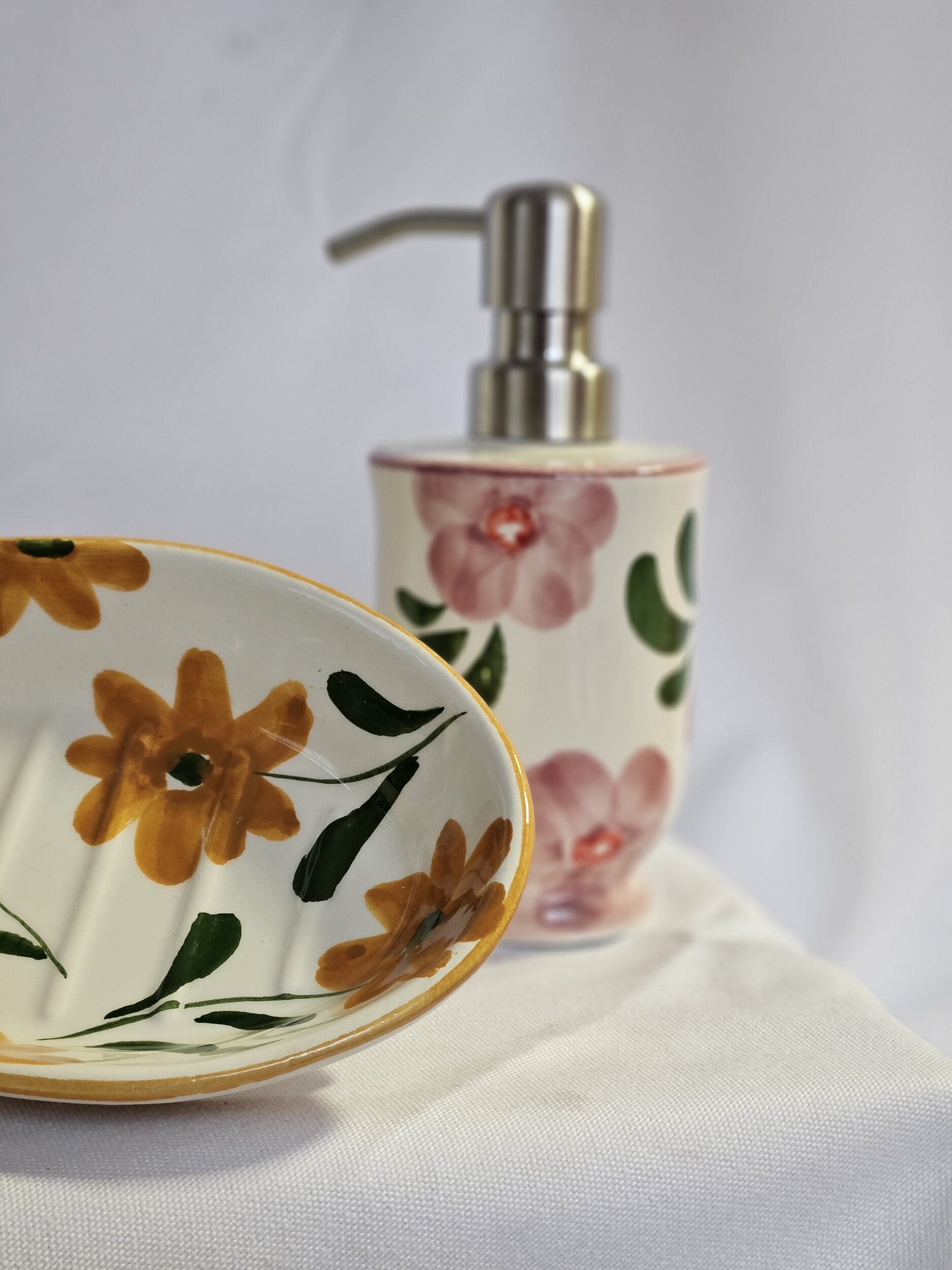 les-ottomans-bad-set-keramik-handbemalt-3-teilig image 3