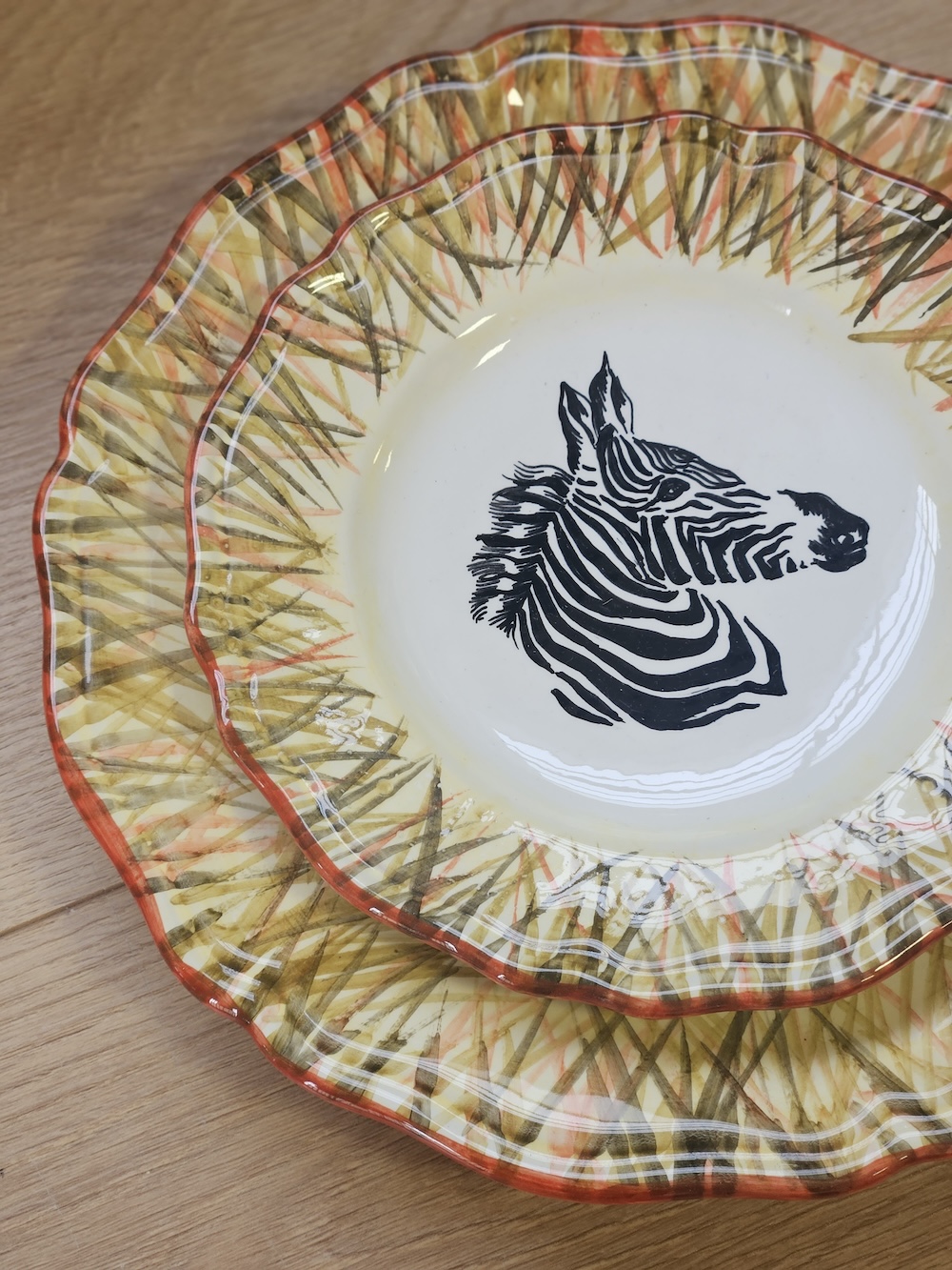 les-ottomans-teller-zebra-keramik-handbemalt-flach-dessertteller image 2