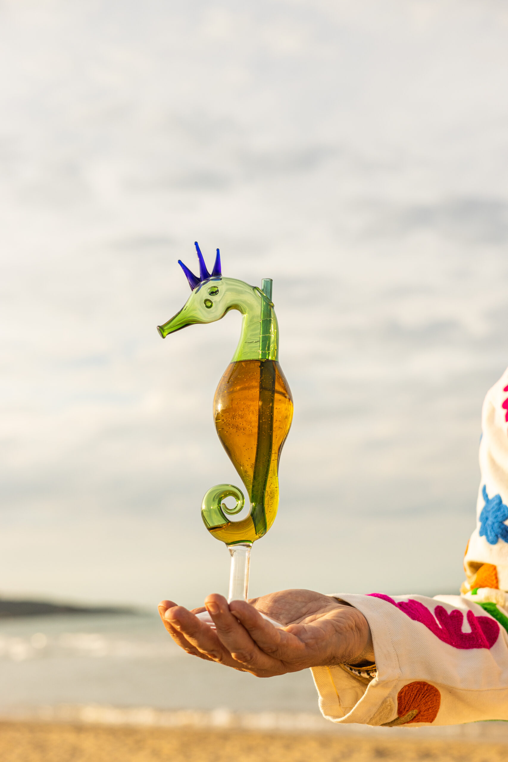 les-ottomans-cocktailglas-seepferdchen-gr-n-glas image 2