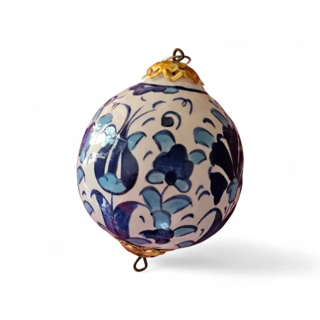 les-ottomans-cb210-christbaumkugel-aus-handbemalter-keramik image 1