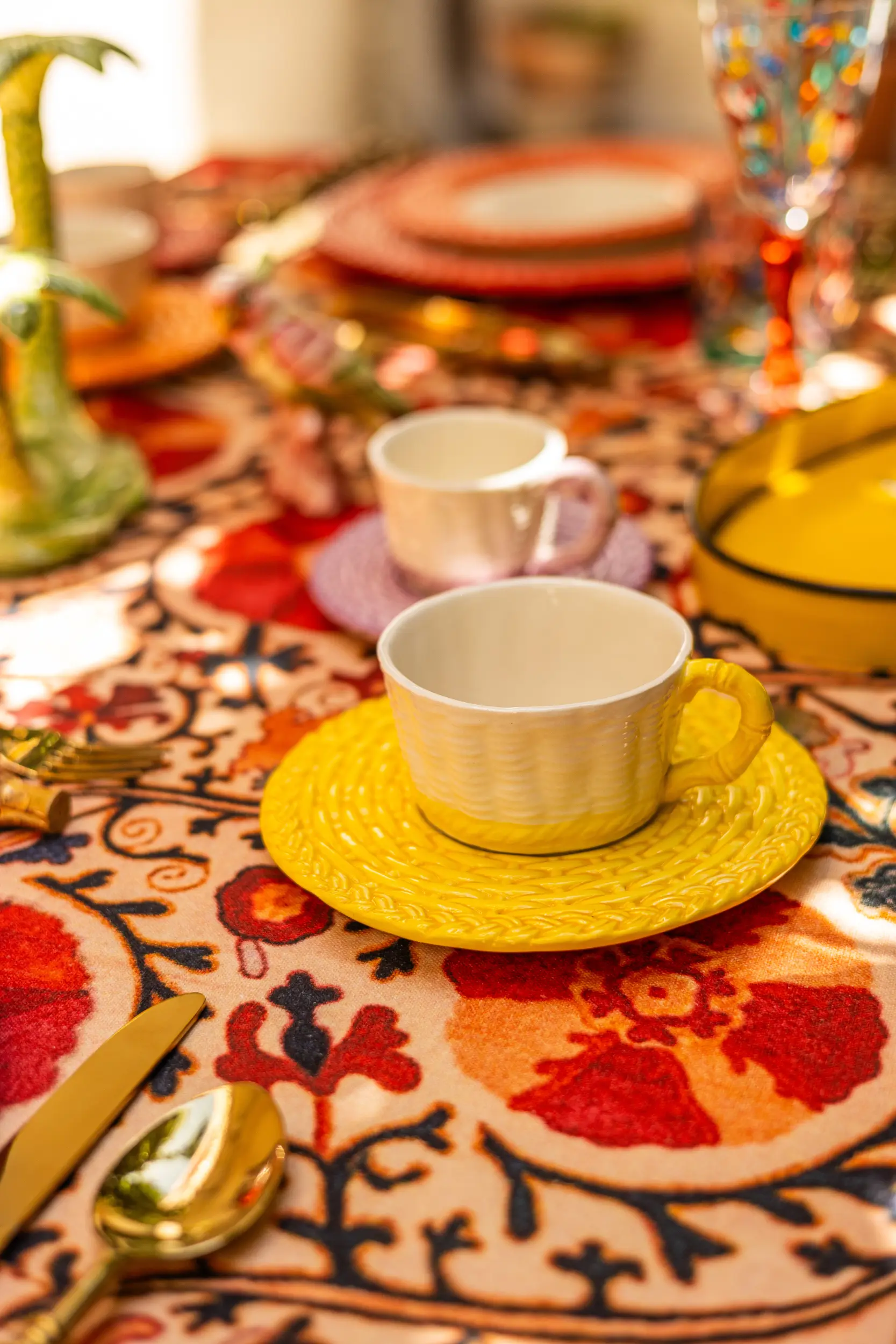 les-ottomans-teetasse-mit-untertasse-gelb-handbemalte-rattan-keramik image 2