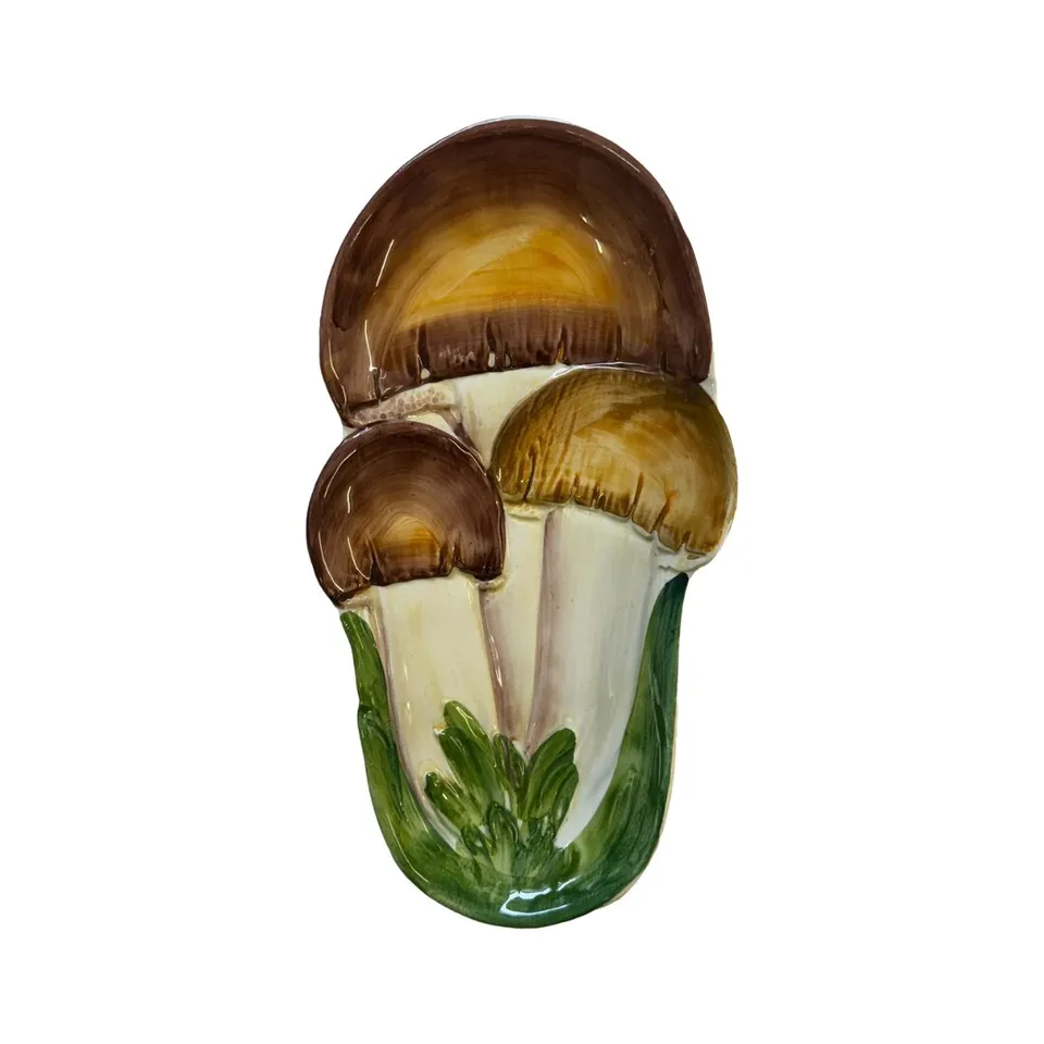 les-ottomans-antipasto-teller-keramik-handbemalt-fungo-pilz-motiv image 1
